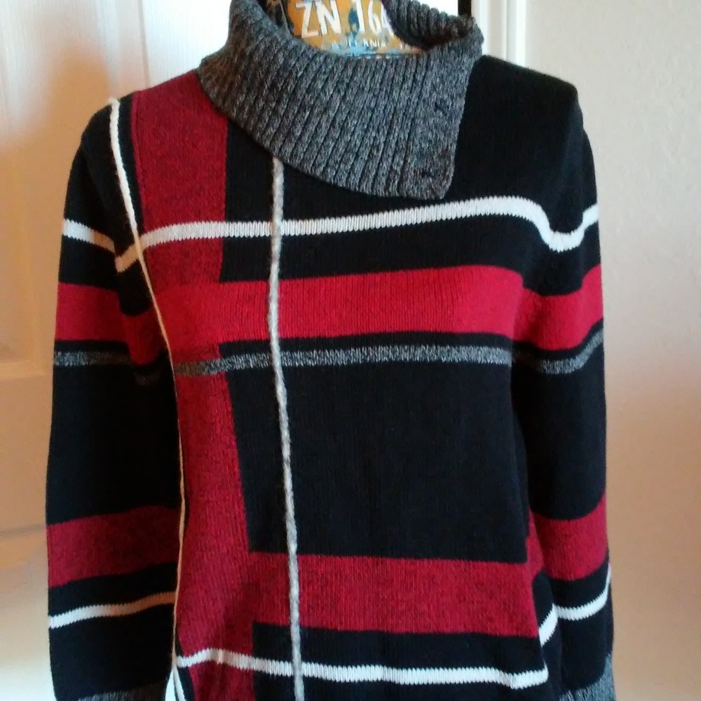 Liz Claiborne Sweater